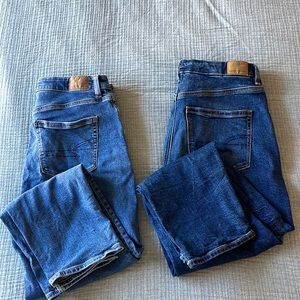 2 Pairs American Eagle size 8 Mom Jeans